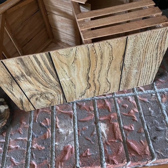 HAND-MADE Wooden Nativity Stable! One of a kind!🤩Christmas Essential!🎄💒🎁🎁❤️ - Picture 3 of 8